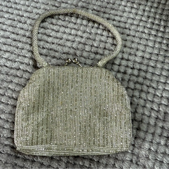 Elegant Silver Beaded Women's Bag - Picture 4 of 5